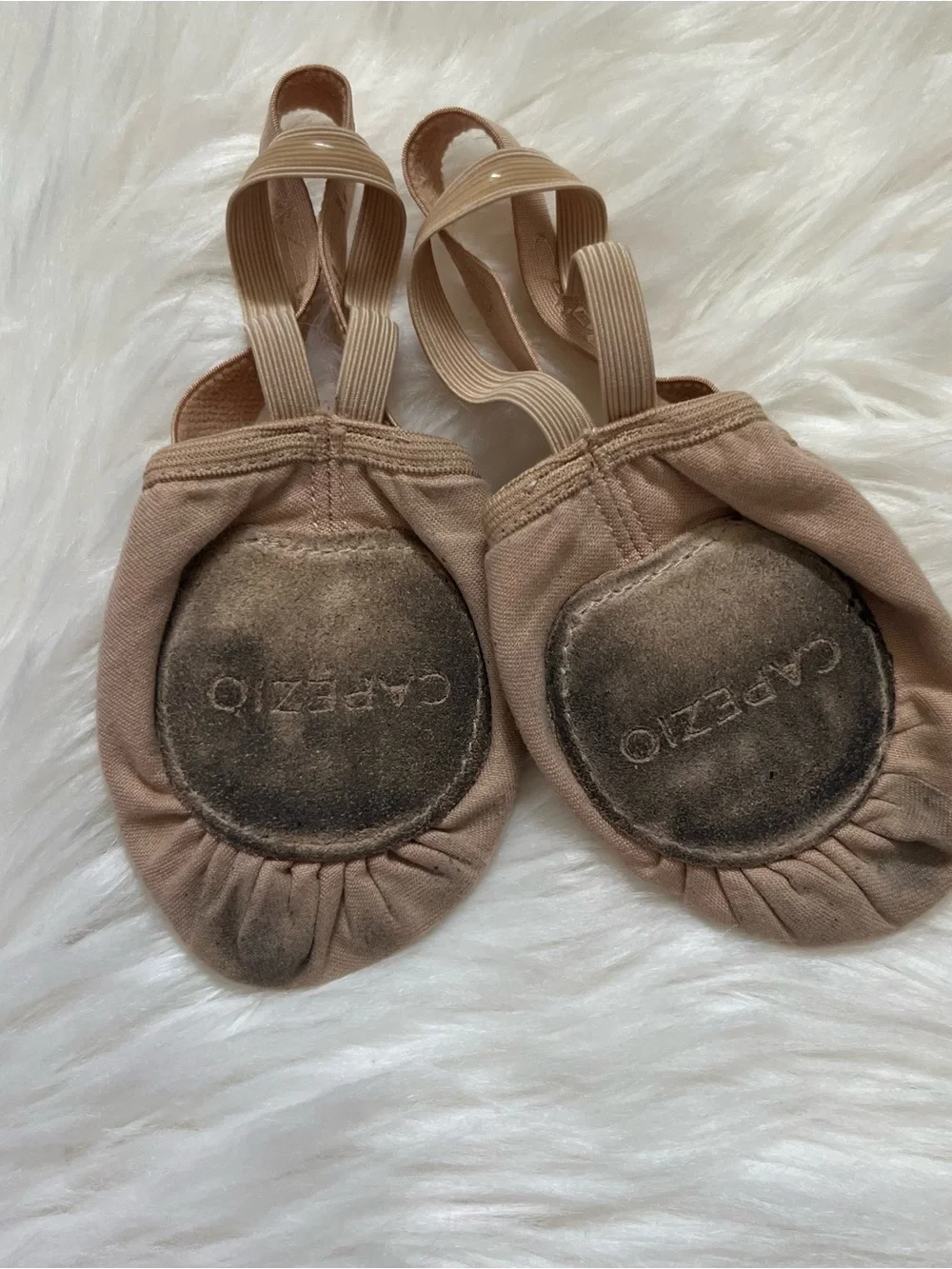 Small Capezio Hanami Pirouette Athletic Shoe